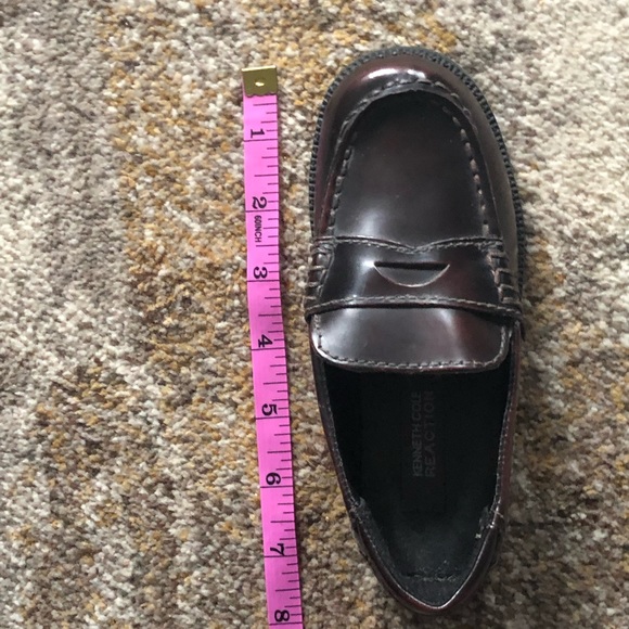 Kenneth Cole Reaction Boys Penny Loafers - Picture 14 of 15